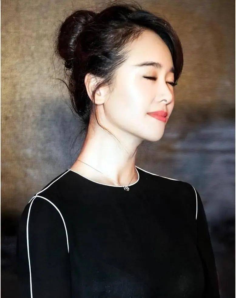 左小青個人圖片:深度解析熒幕風華與多面魅力全攻略