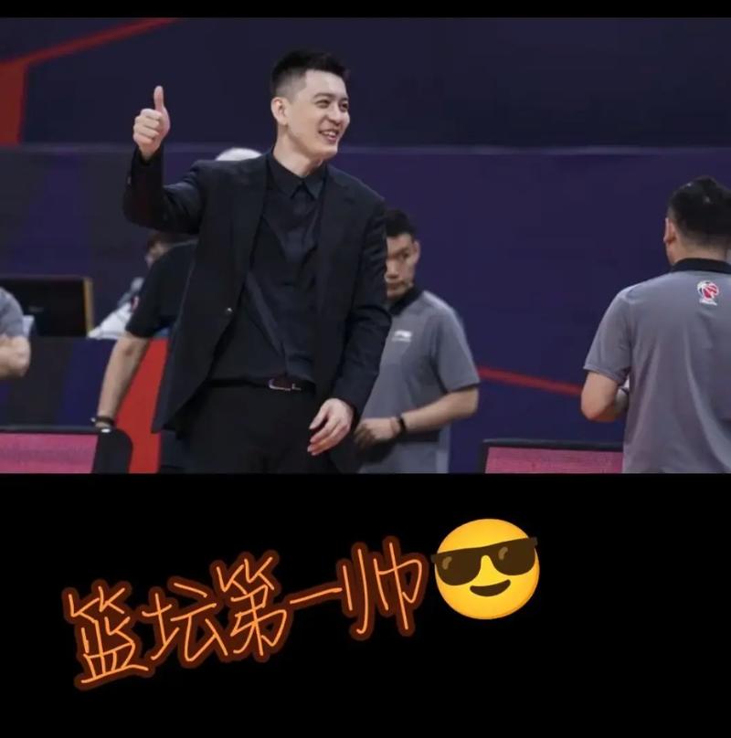 楊鳴個人資料圖片身高體重全解析：深入探索CBA傳奇的內(nèi)外風采