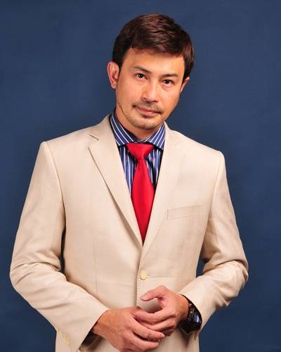 新加坡三大國寶級演員深度解析:探秘演藝傳奇與幕后故事