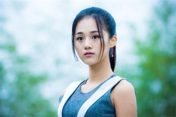 咖啡館里的熒幕人生:細(xì)品王子文簡歷個人簡介的獨(dú)特魅力