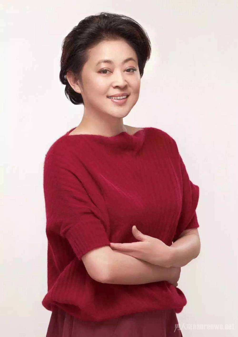倪萍退休年薪深度解析:揭秘央視名嘴的退后財富與公眾關(guān)注