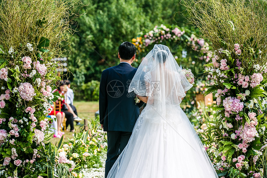 婚紗照圖片高清全攻略：如何拍出與保存永恒的愛情瞬間？