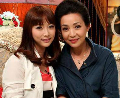 深度解析《還珠格格》皇后扮演者:戴春榮的熒幕經(jīng)典與演藝生涯