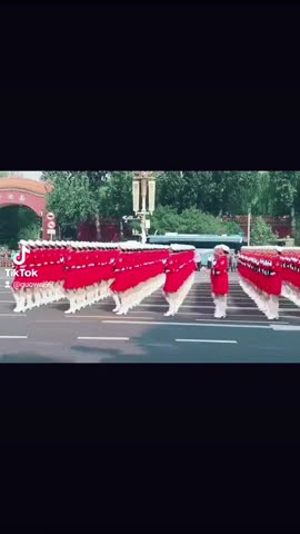 跨文化視野下的巾幗風采:外國游客眼中的中國人民解放軍儀仗隊女兵奇遇