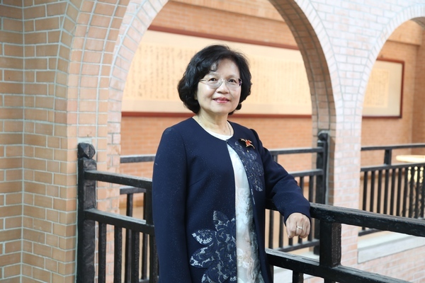 時(shí)空回溯：解碼“蔡秀芬個(gè)人資料”的數(shù)字迷宮與人生軌跡