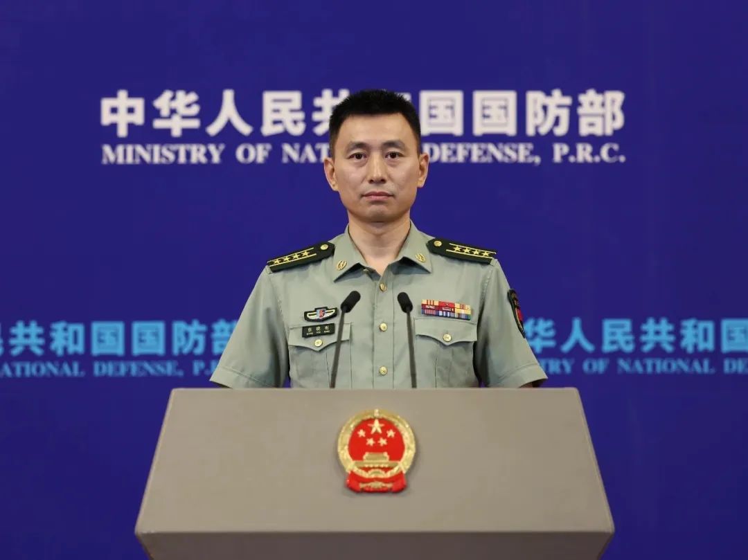 楊宇軍大校父母介紹:探析其成長(zhǎng)背景與職業(yè)素養(yǎng)的可能淵源