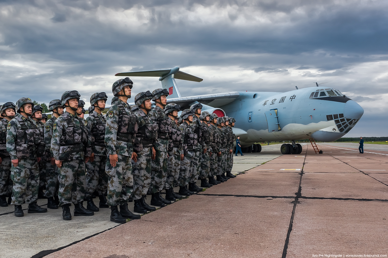 邊境迷霧中，中國人民解放軍61398部隊(duì)可以用微信嗎？一場關(guān)于通信安全的對話