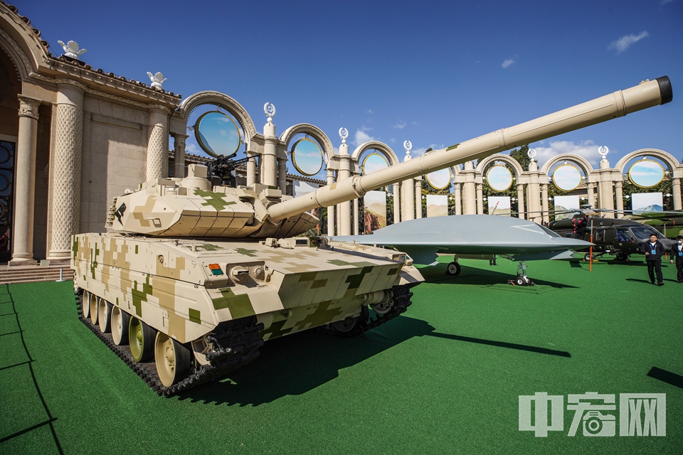 2019閱兵裝甲車(chē)方隊(duì)深度解析:地面鐵流如何震撼亮相與裝備揭秘